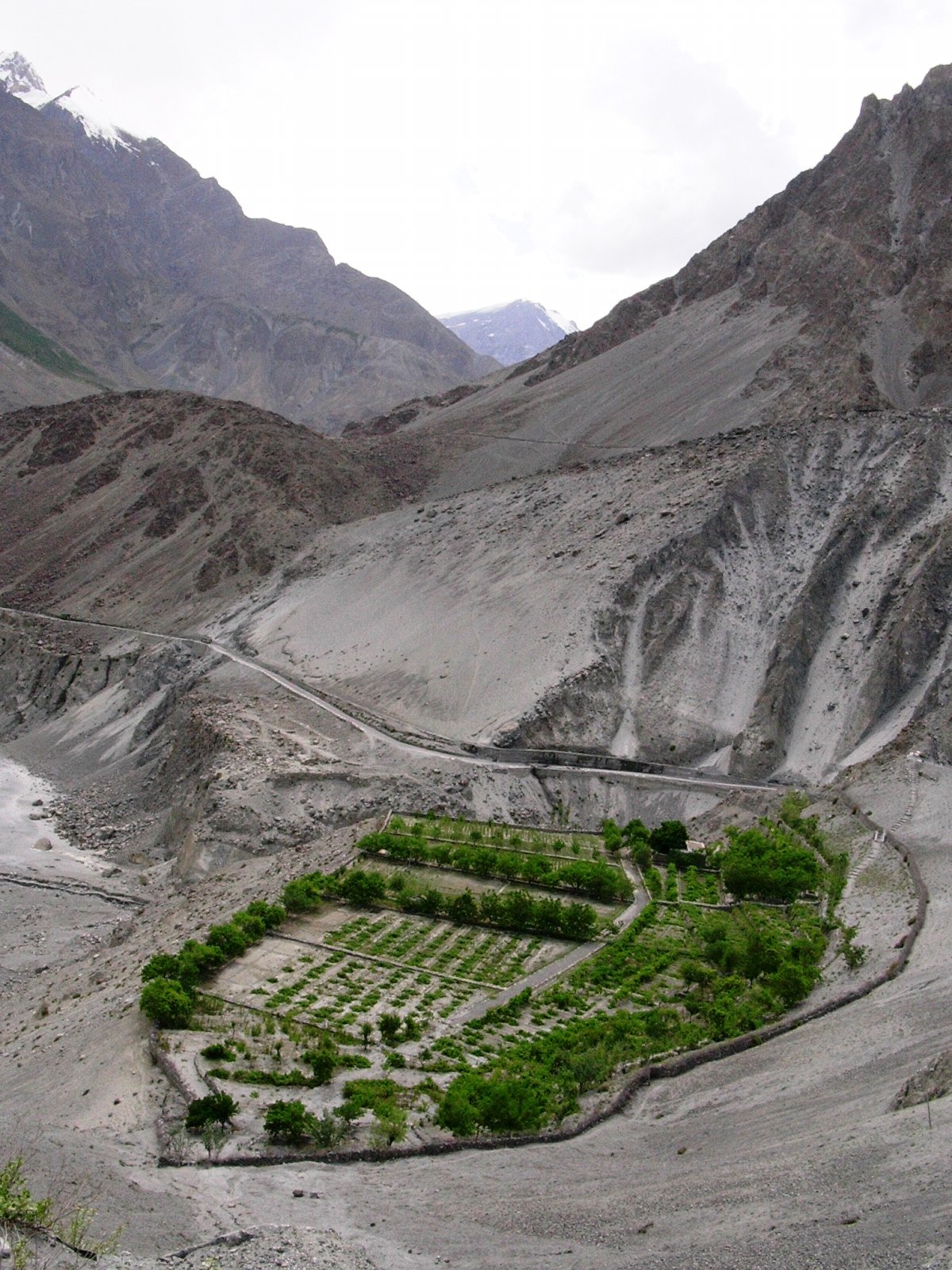 How to get to Skardu: Skardu valley and the Indus River
