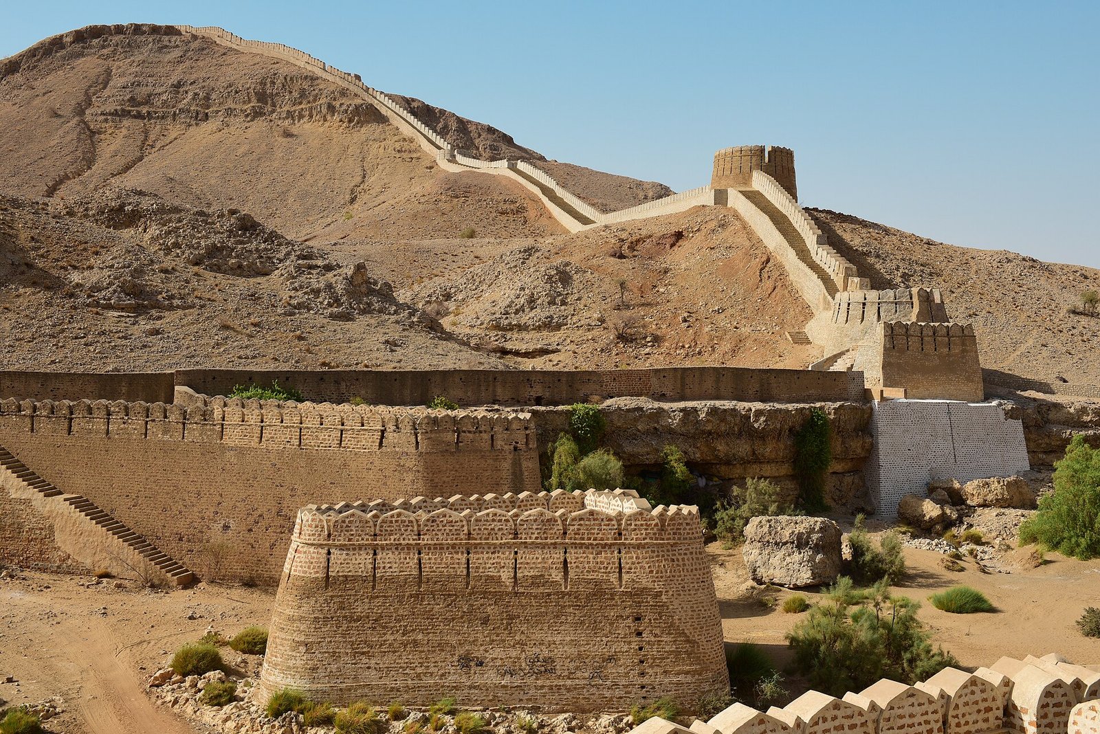 Ranikot Fort's walls running over the hills of Sindh