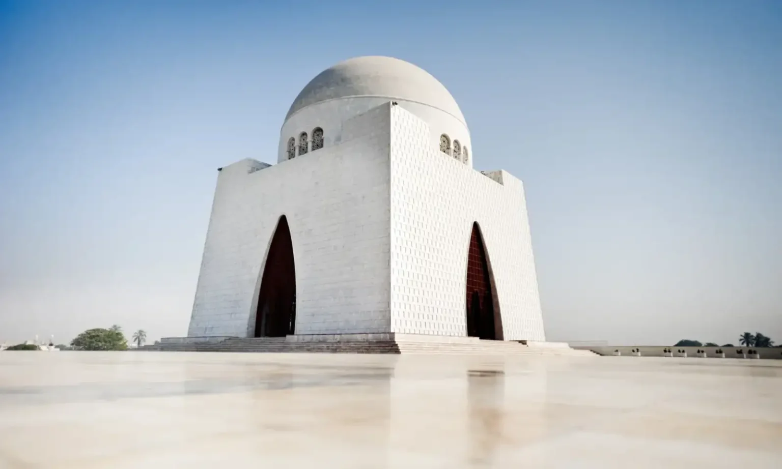 Mazar-e-Quaid, the mausoleum of Muhammad Ali Jinnah, in Karachi, Pakistan