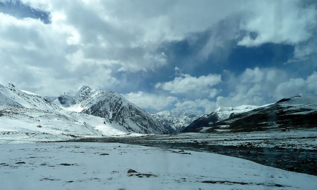 Snowy mountains at the Khunjerab Pass in Khunjerab National Park, Pakistan