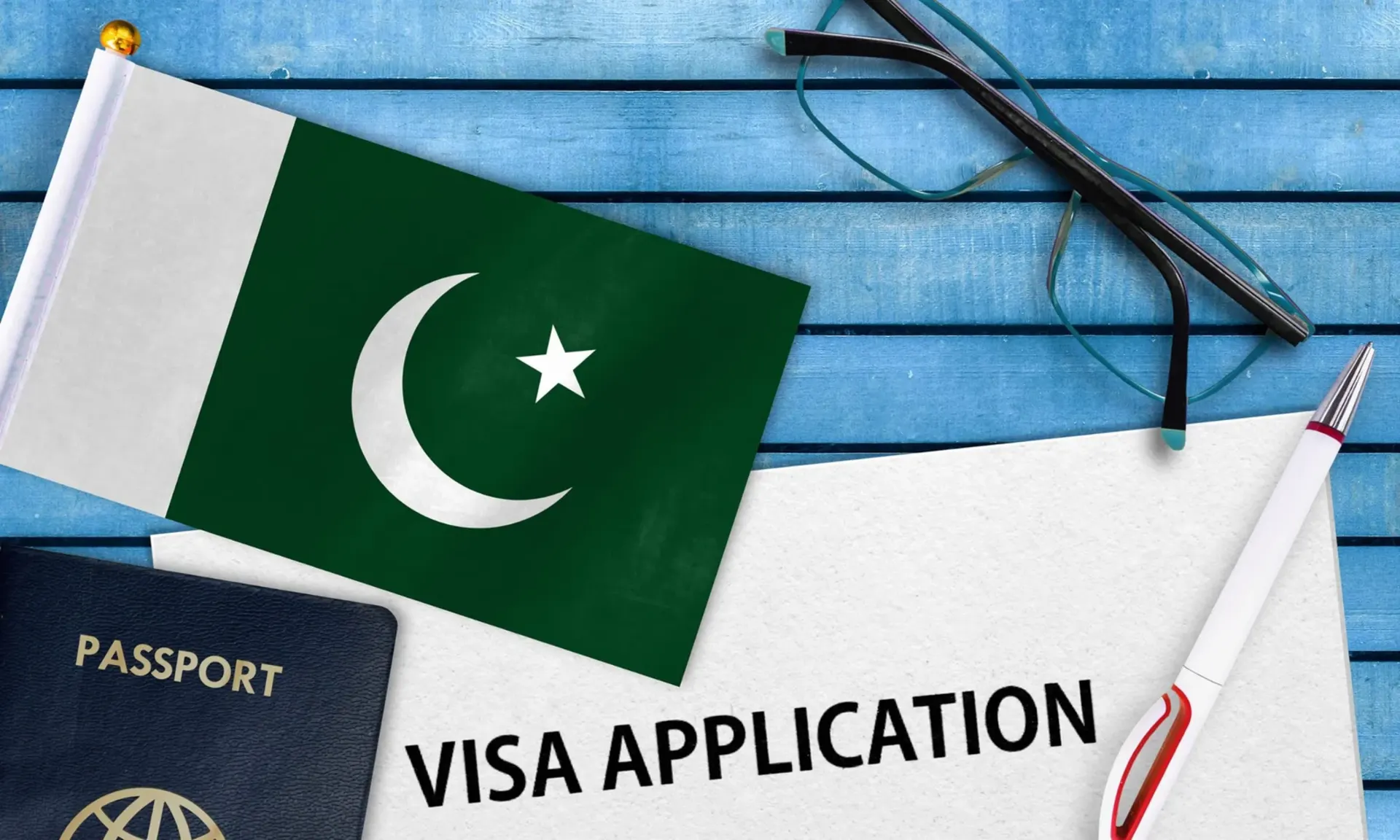 Pakistan flag, passport and visa application form, Pakistan visa guide